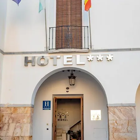 Don Miguel Plaza Hotel 3*